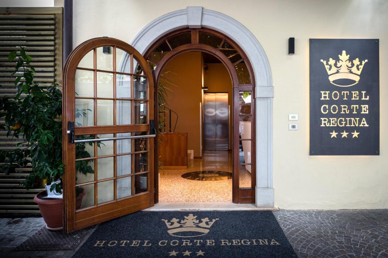 סירמיונה Hotel Corte Regina מראה חיצוני תמונה